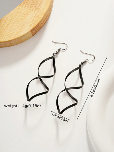 1pair Western Style Spiral Metallic Earrings, Suitable For Daily Wear And As A Party Favor For Women