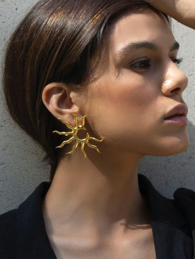 Popular Earrings Personality Geometric Sun Shape Fashion Ladies Earrings Stud Earrings